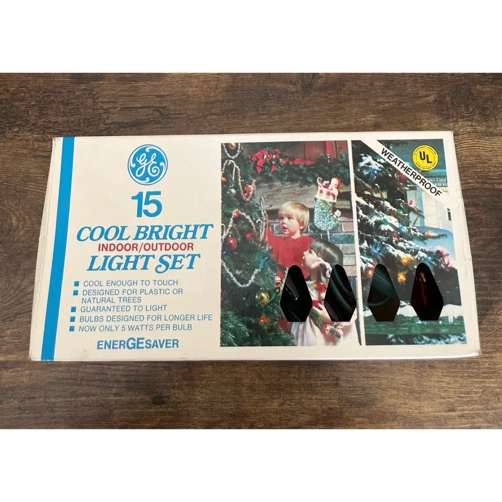 Vintage GE Cool Bright Indoor/Outdoor Light Set 15